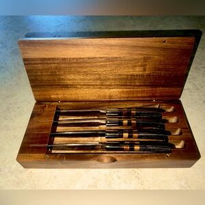 “Tyler Straight Edge Steak Knives” from Antler Rings